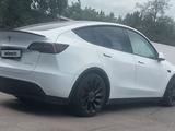 Tesla Model Y 2022 годаүшін17 500 000 тг. в Алматы – фото 5