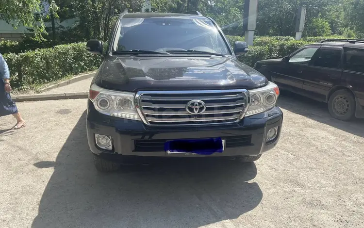 Toyota Land Cruiser 2013 годаүшін23 500 000 тг. в Усть-Каменогорск