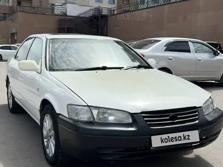 Toyota Camry Gracia 1997 года за 2 100 000 тг. в Астана