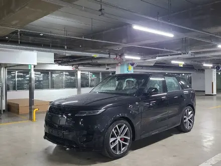 Land Rover Range Rover Sport 2024 года за 65 000 000 тг. в Астана