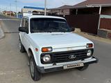 ВАЗ (Lada) Lada 2121 2016 годаүшін1 000 000 тг. в Атырау