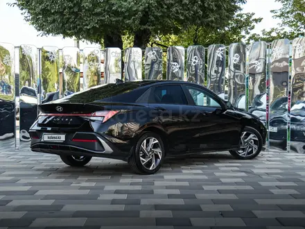Hyundai Elantra Smart 2026 года за 8 890 000 тг. в Алматы – фото 11