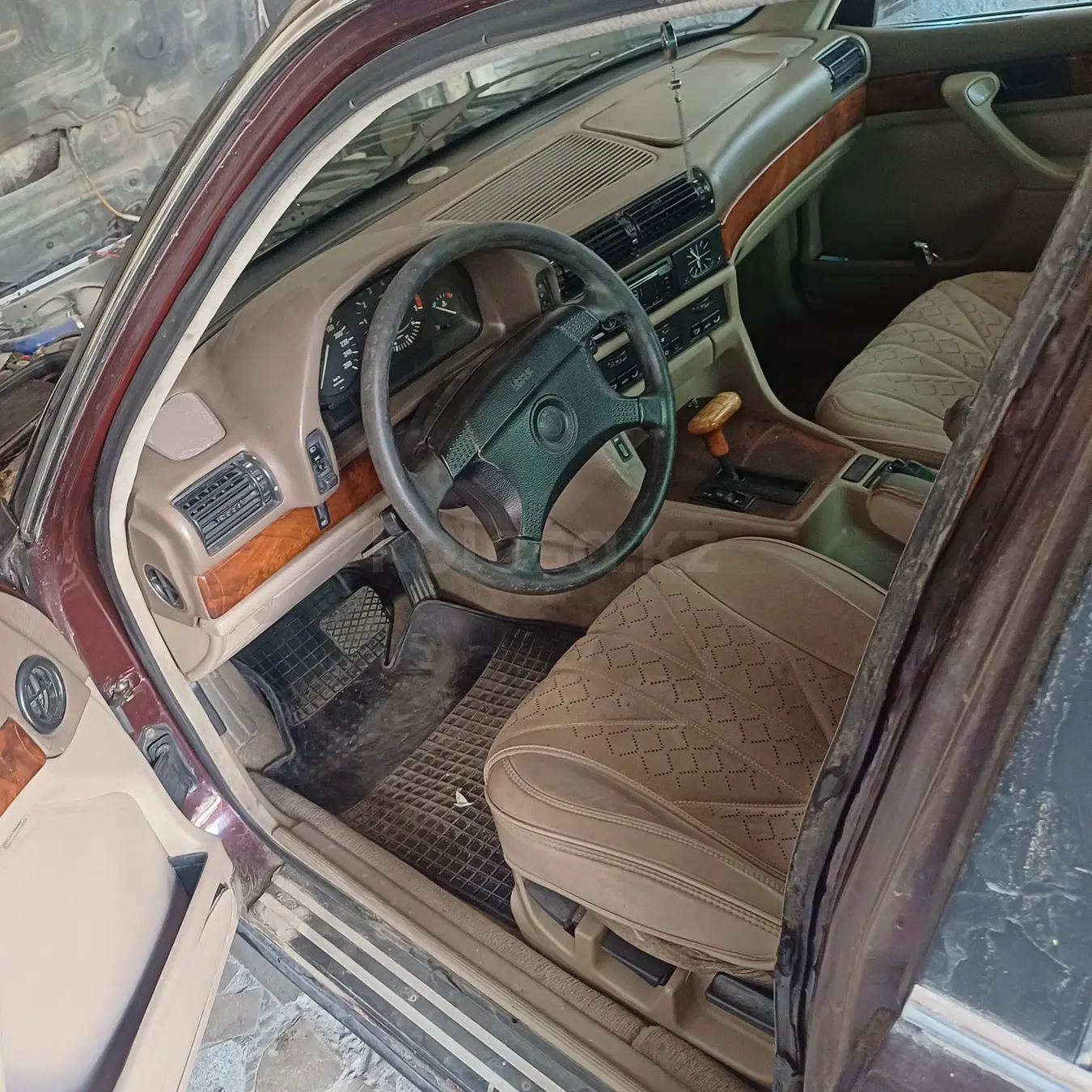 BMW 7 Series, 1991