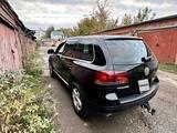 Volkswagen Touareg 2004 года за 5 500 000 тг. в Усть-Каменогорск – фото 3
