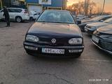 Volkswagen Golf 1997 года за 2 750 000 тг. в Алматы