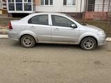 Chevrolet Aveo 2012 года за 2 850 000 тг. в Уральск – фото 3