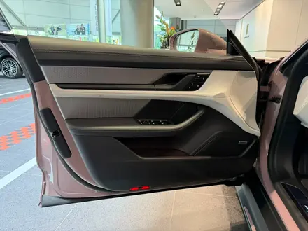 Porsche Taycan 4 2026 года за 93 563 790 тг. в Алматы – фото 10
