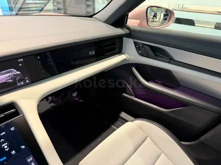Porsche Taycan 4 2026 года за 93 563 790 тг. в Алматы – фото 8