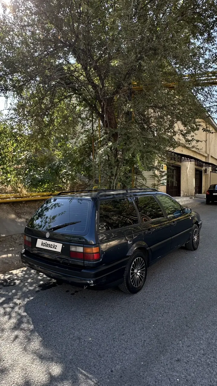 Volkswagen Passat, 1992
