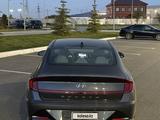 Hyundai Sonata 2021 года за 7 500 000 тг. в Уральск – фото 5