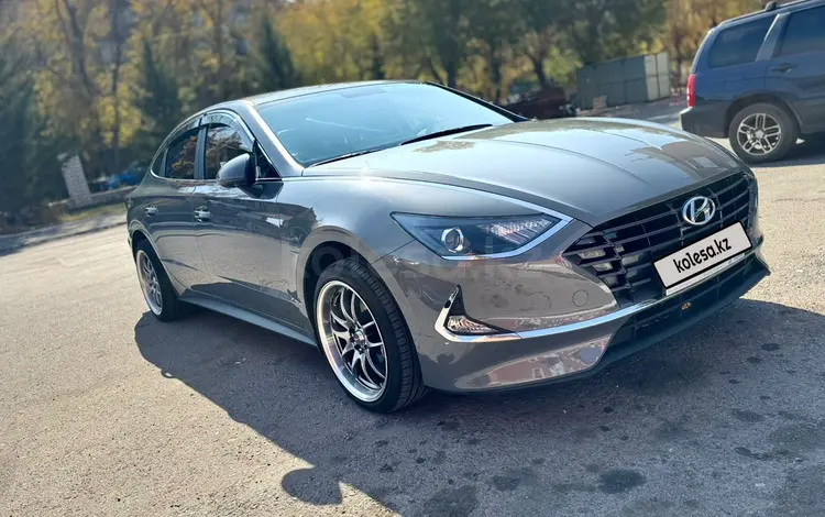 Hyundai Sonata 2022 года за 10 300 000 тг. в Караганда