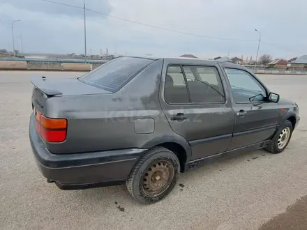 Volkswagen Vento 1993 года за 1 600 000 тг. в Шымкент – фото 8