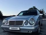 Mercedes-Benz E 320 1997 годаfor3 500 000 тг. в Шу – фото 3