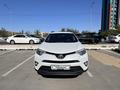 Toyota RAV4 2019 года за 12 500 000 тг. в Атырау