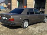 Mercedes-Benz E 230 1993 года за 1 700 000 тг. в Актобе – фото 5