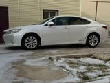 Lexus ES 300h 2014 годаүшін9 500 000 тг. в Жанаозен – фото 4