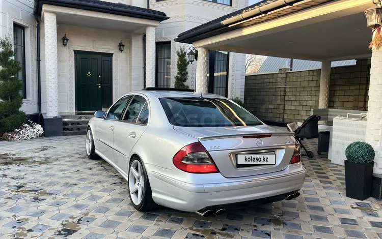 Mercedes-Benz E 55 AMG 2004 годаfor10 500 000 тг. в Алматы