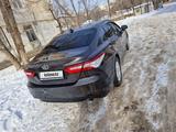 Toyota Camry 2018 годаfor12 000 000 тг. в Атырау – фото 2