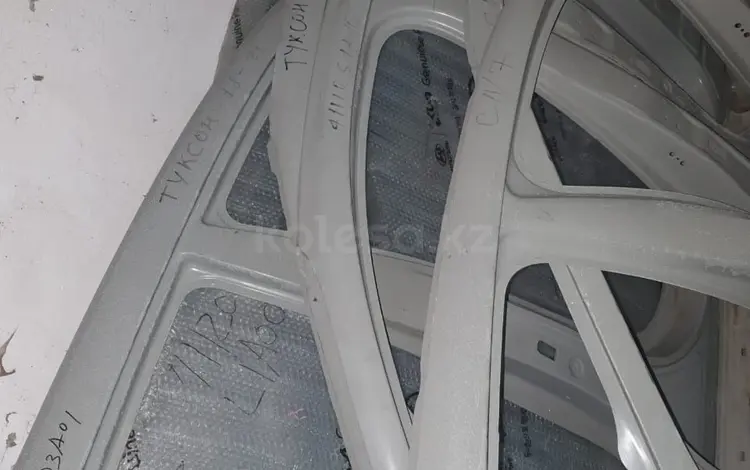 Хундай Соната DN8 боковой части кузова за 5 500 тг. в Астана