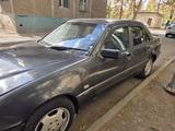 Mercedes-Benz C 200 1995 года за 1 400 000 тг. в Караганда – фото 3