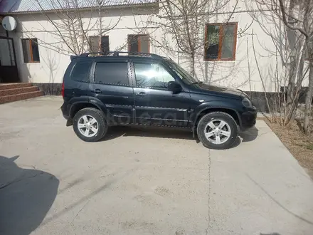 Chevrolet Niva 2013 года за 3 600 000 тг. в Шымкент