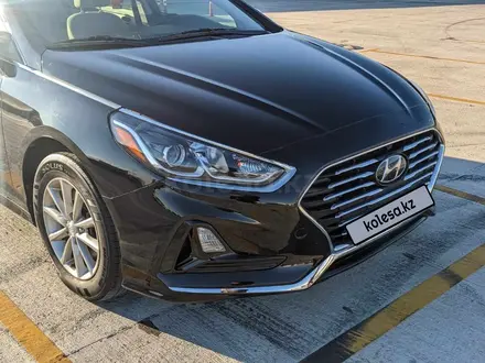 Hyundai Sonata 2019 года за 6 100 000 тг. в Уральск – фото 3