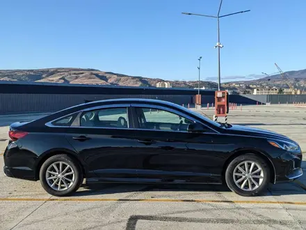 Hyundai Sonata 2019 года за 6 100 000 тг. в Уральск – фото 7