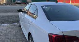 Volkswagen Jetta 2015 года за 6 500 000 тг. в Уральск – фото 4