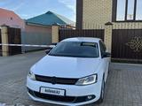 Volkswagen Jetta 2015 годаүшін6 500 000 тг. в Уральск – фото 2