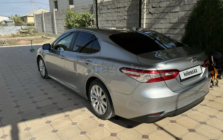 Toyota Camry 2020 годаfor11 200 000 тг. в Тараз