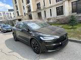 Tesla Model X 2023 года за 63 800 000 тг. в Алматы – фото 3