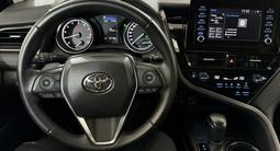 Toyota Camry 2022 года за 12 800 000 тг. в Караганда – фото 3