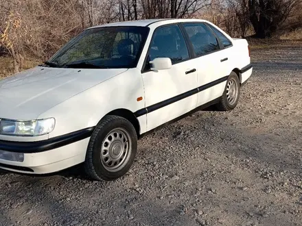 Volkswagen Passat 1995 года за 1 700 000 тг. в Алматы – фото 3