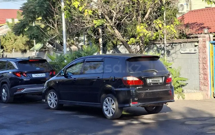 Toyota Ipsum 2004 года за 4 500 000 тг. в Алматы