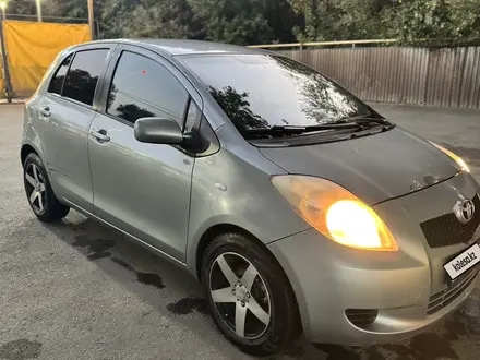 Toyota Yaris 2006 года за 3 000 000 тг. в Алматы – фото 2