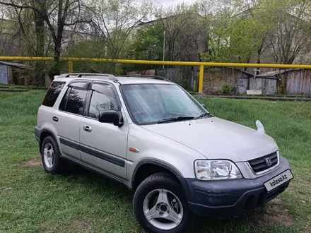 Honda CR-V 1997 года за 3 600 000 тг. в Алматы – фото 3