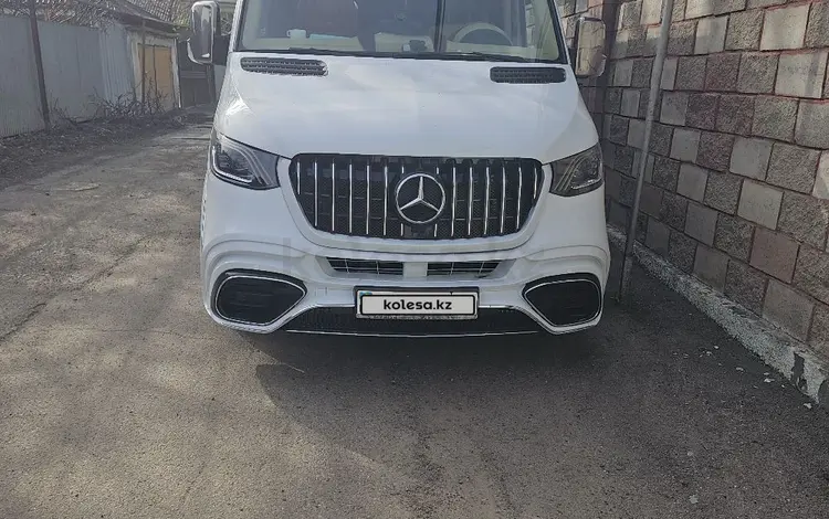 Mercedes-Benz Sprinter 2008 года за 20 500 000 тг. в Алматы