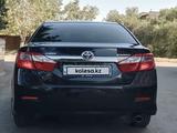 Toyota Camry 2014 года за 9 500 000 тг. в Жезказган – фото 2