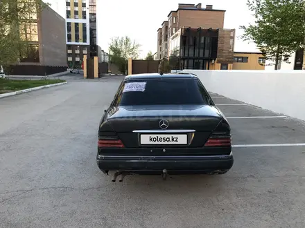 Mercedes-Benz E 200 1995 года за 1 500 000 тг. в Караганда – фото 6