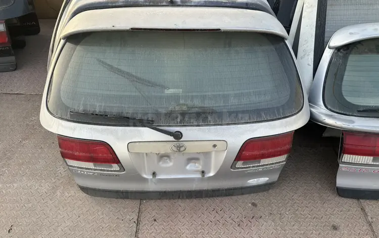 Крышка Багажник универсал Toyota Caldina за 100 000 тг. в Алматы