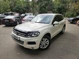 Volkswagen Touareg 2010 года за 8 850 000 тг. в Алматы – фото 3