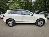 Volkswagen Touareg 2010 года за 8 850 000 тг. в Алматы – фото 4