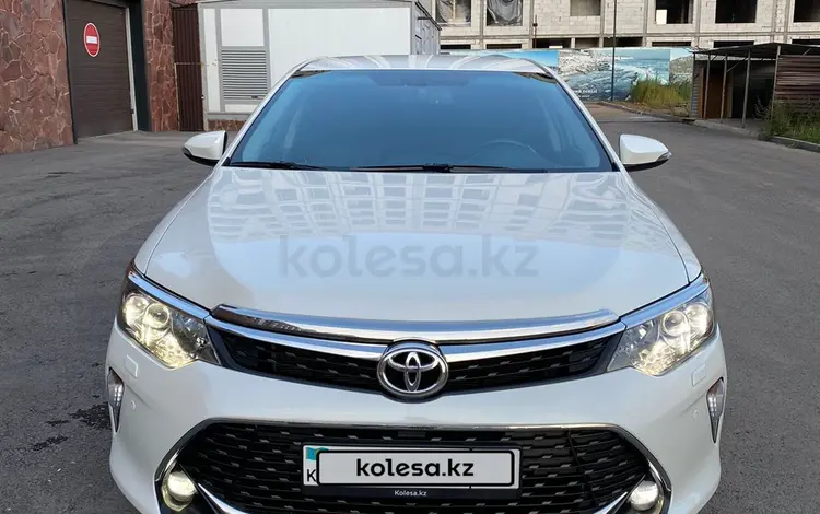 Toyota Camry 2017 годаfor13 750 000 тг. в Шымкент