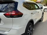 Nissan X-Trail 2021 года за 11 590 000 тг. в Актобе – фото 2