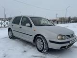 Volkswagen Golf 1999 годаfor2 600 000 тг. в Караганда – фото 4