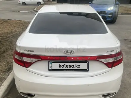 Hyundai Grandeur 2013 года за 7 200 000 тг. в Атырау – фото 5