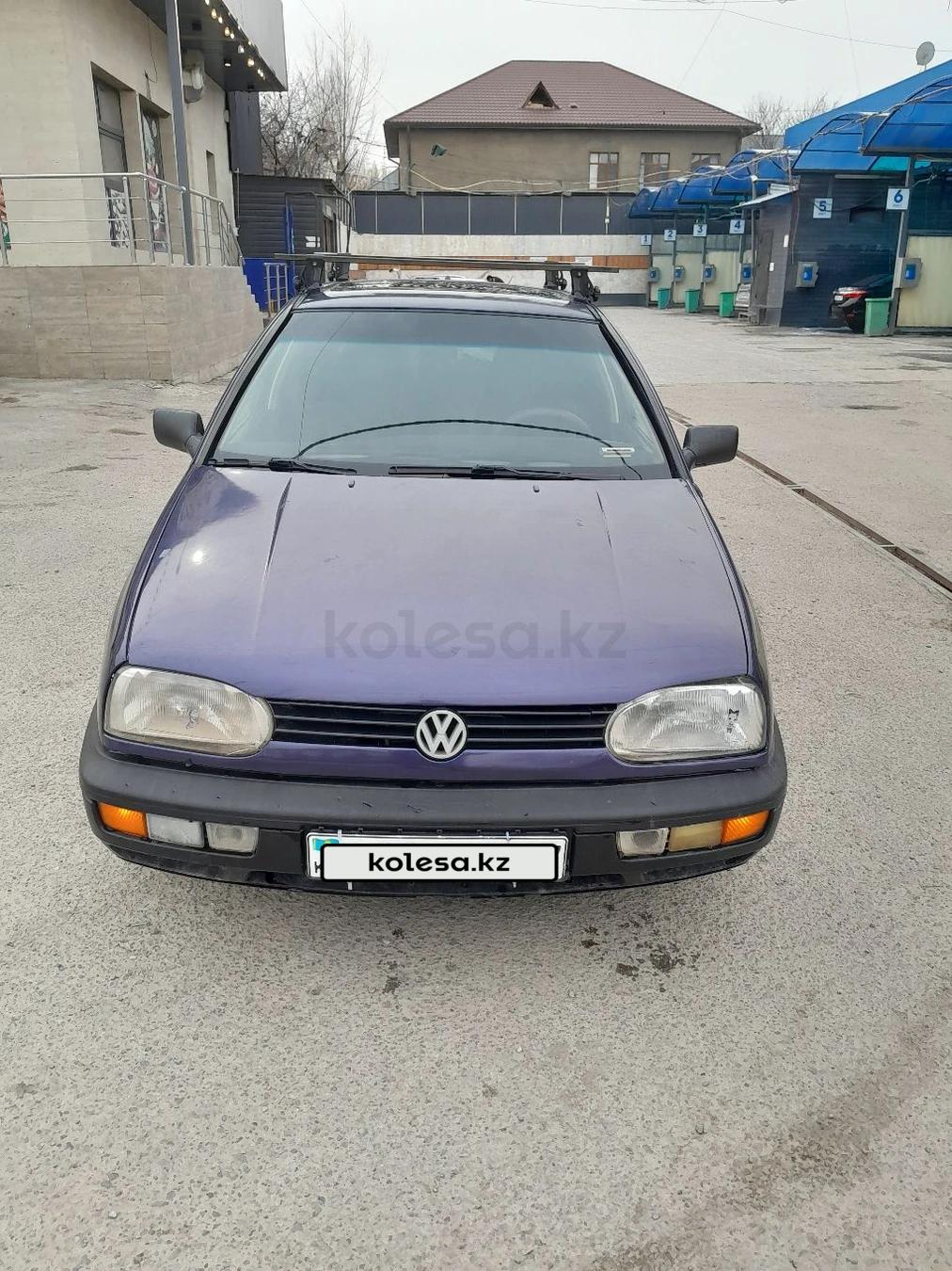Volkswagen Golf 1994 г.