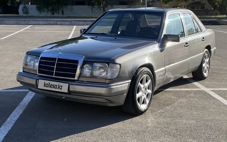 Mercedes-Benz E 230 1990 года за 1 550 000 тг. в Алматы