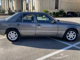 Mercedes-Benz E 230 1990 года за 1 550 000 тг. в Алматы – фото 5
