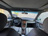 Mercedes-Benz E 230 1992 годаfor1 000 000 тг. в Тараз – фото 4